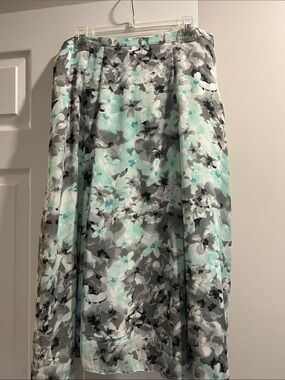 Mint-Gray Floral A-Line Midi Skirt
